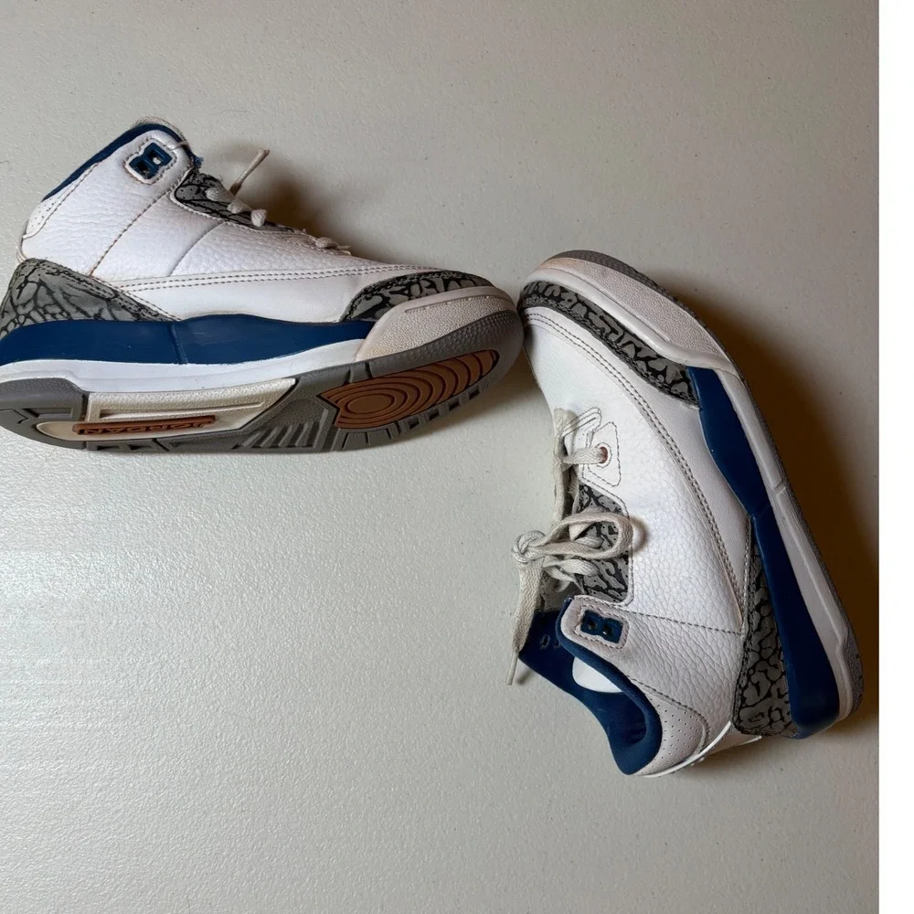 Nike Air Jordan 3‎ Retro Wizards DMO 966-148 White Youth Sneaker Size 1.5Y EUC